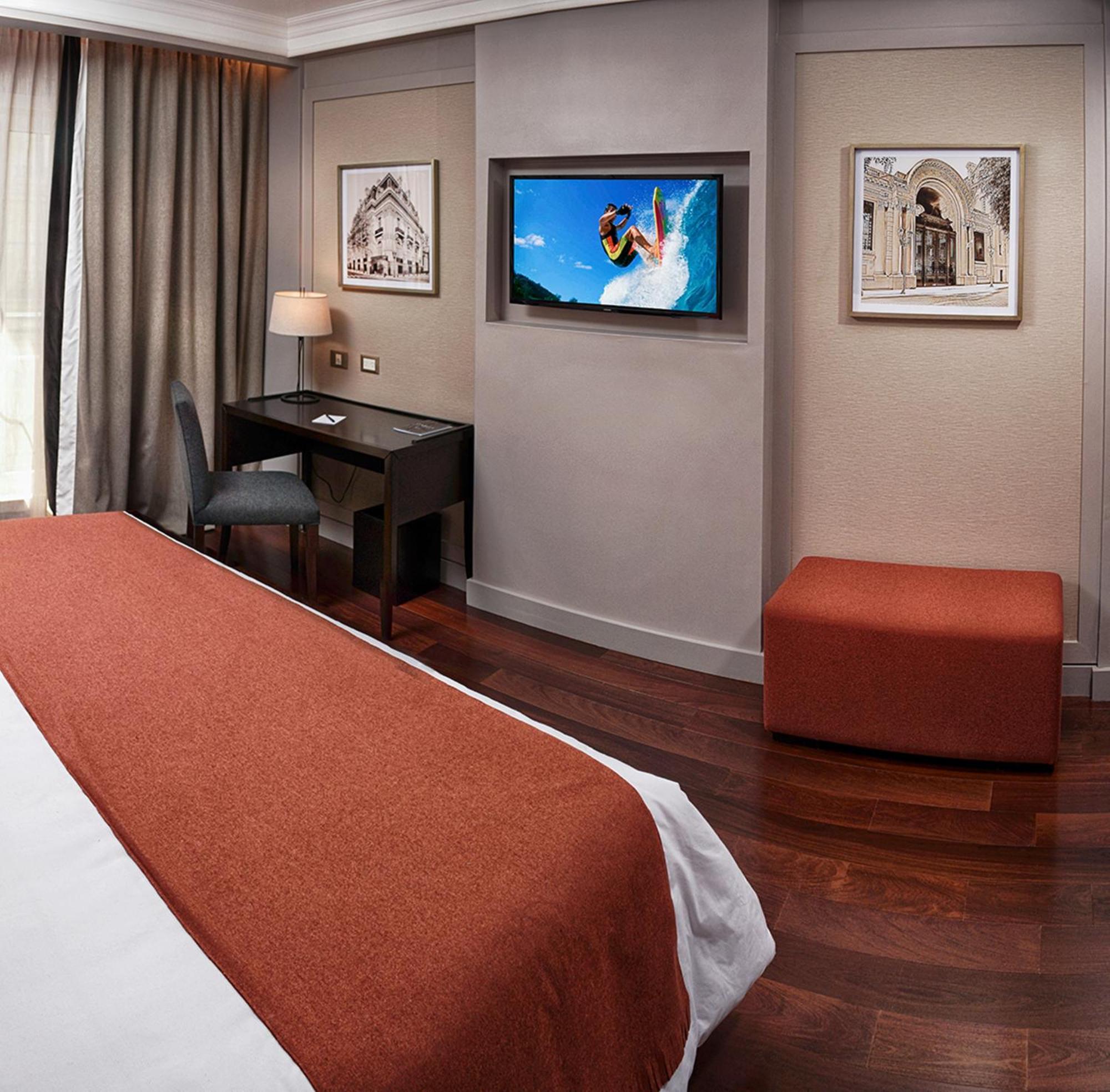 Executive Queen Room
